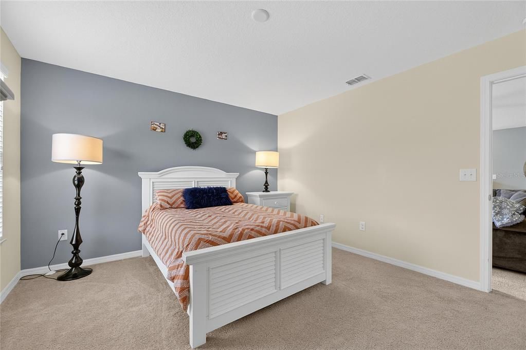 For Sale: $460,000 (4 beds, 2 baths, 2276 Square Feet)