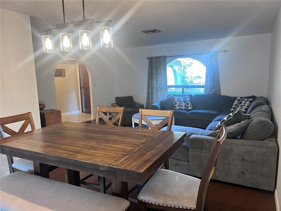 En Renta: $4,000 (3 camas, 2 baños, 1801 Pies cuadrados)