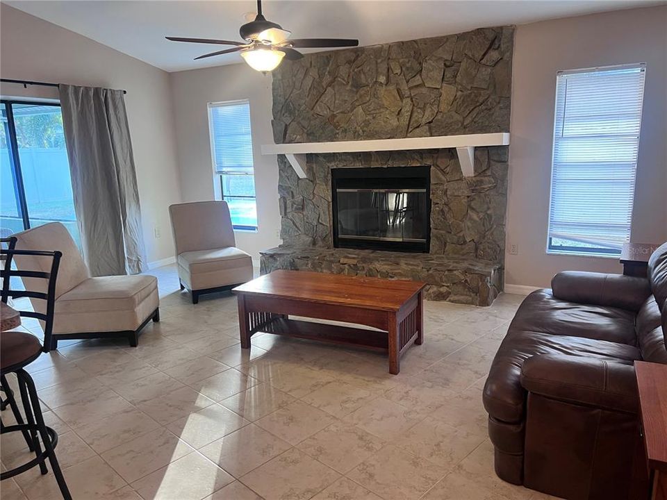 En Renta: $4,000 (3 camas, 2 baños, 1801 Pies cuadrados)