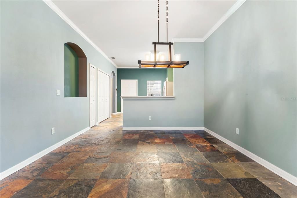 На продажу: $339,775 (2 спален, 2 ванн, 1068 Квадратных фут)