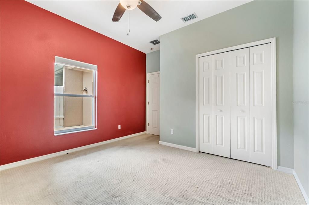 На продажу: $339,775 (2 спален, 2 ванн, 1068 Квадратных фут)