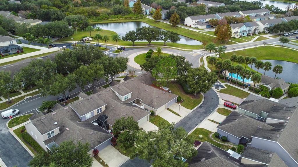 На продажу: $339,775 (2 спален, 2 ванн, 1068 Квадратных фут)