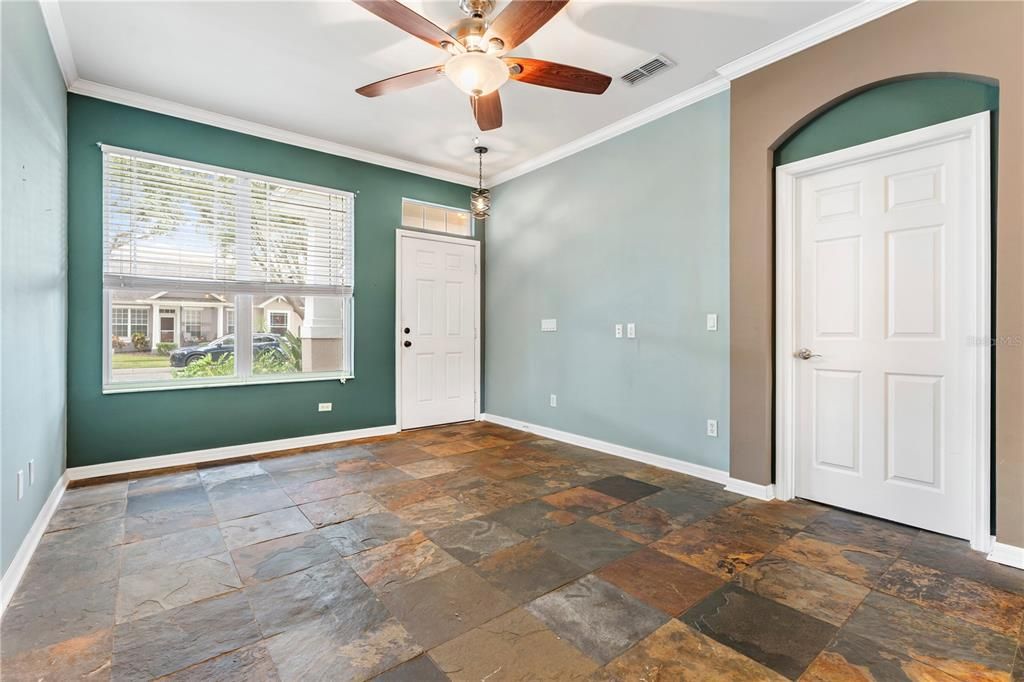 На продажу: $339,775 (2 спален, 2 ванн, 1068 Квадратных фут)