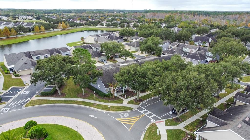 На продажу: $339,775 (2 спален, 2 ванн, 1068 Квадратных фут)