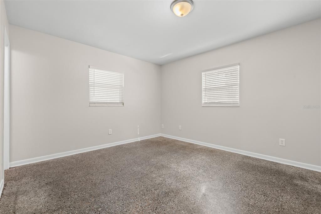 For Sale: $310,000 (3 beds, 1 baths, 1064 Square Feet)