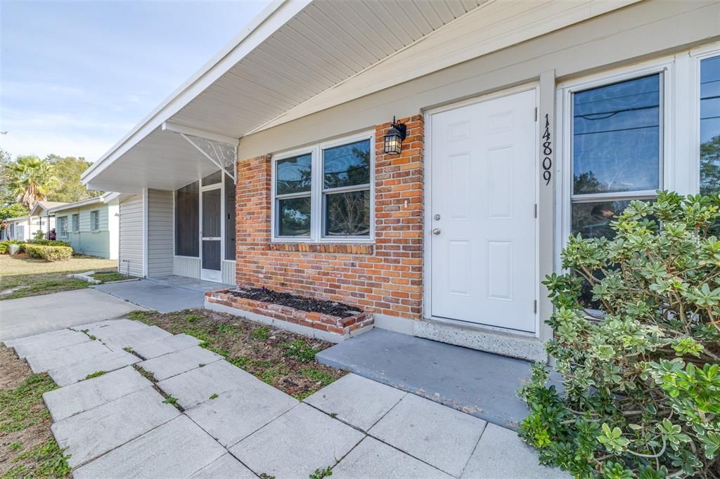 For Sale: $310,000 (3 beds, 1 baths, 1064 Square Feet)