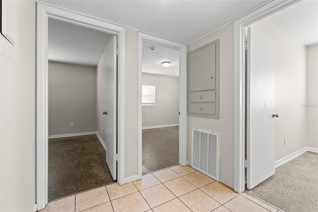 For Sale: $310,000 (3 beds, 1 baths, 1064 Square Feet)