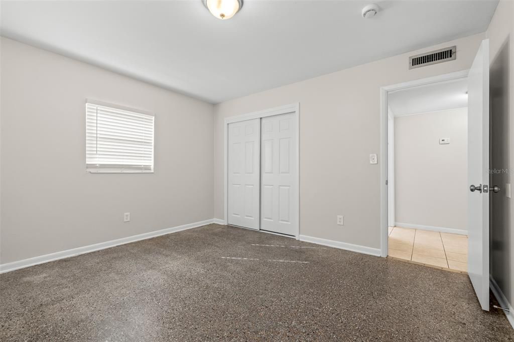 For Sale: $310,000 (3 beds, 1 baths, 1064 Square Feet)