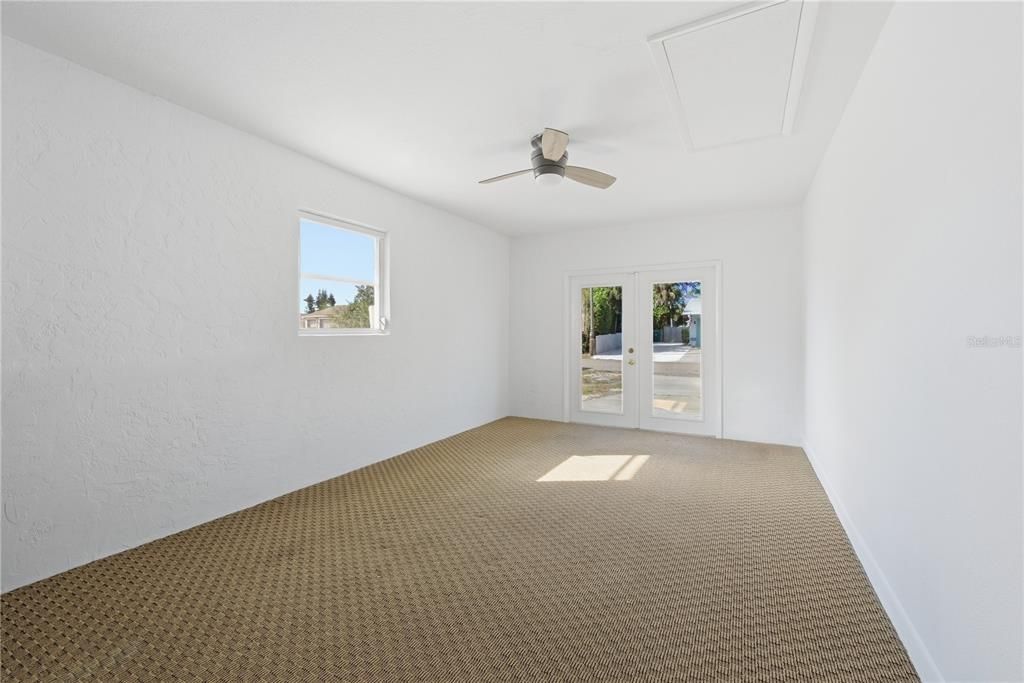 На продажу: $229,900 (3 спален, 2 ванн, 1184 Квадратных фут)