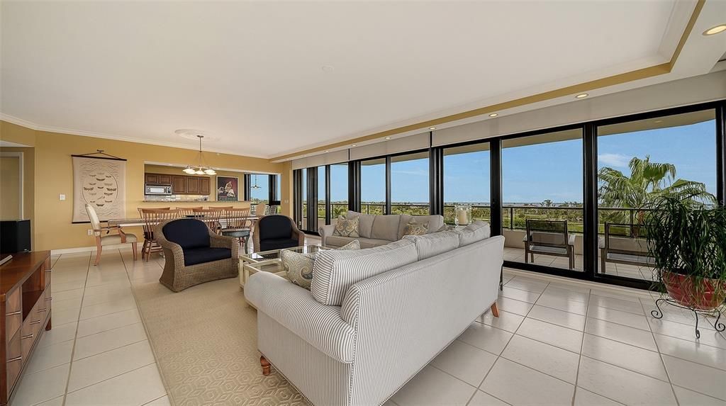 待售: $1,948,000 (3 贝兹, 2 浴室, 2375 平方英尺)