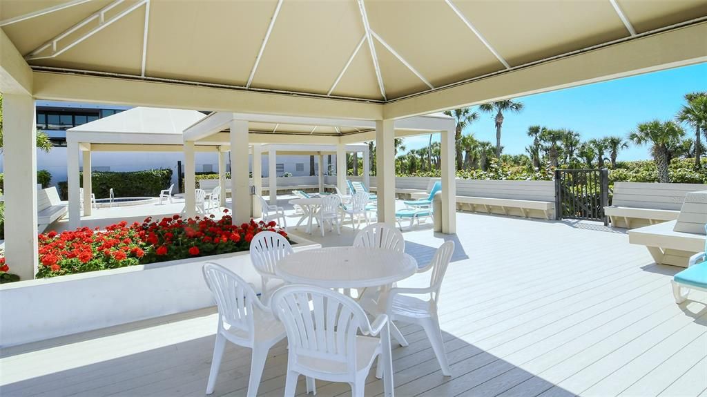 待售: $1,948,000 (3 贝兹, 2 浴室, 2375 平方英尺)