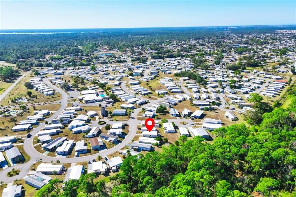 На продажу: $97,900 (2 спален, 2 ванн, 893 Квадратных фут)