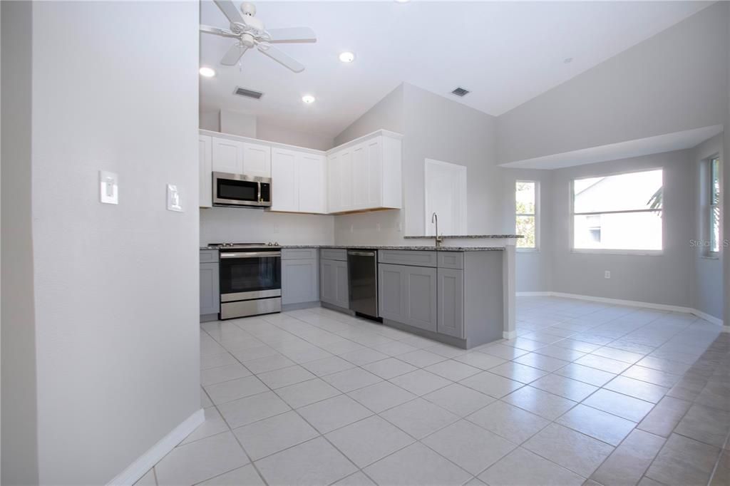 For Sale: $589,000 (3 beds, 2 baths, 1849 Square Feet)