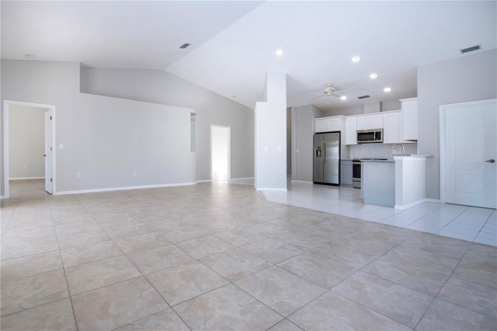 For Sale: $589,000 (3 beds, 2 baths, 1849 Square Feet)