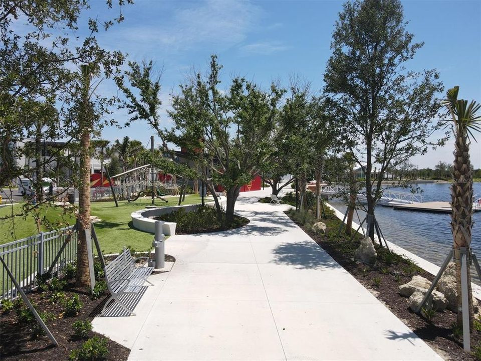 На продажу: $389,000 (3 спален, 2 ванн, 1301 Квадратных фут)