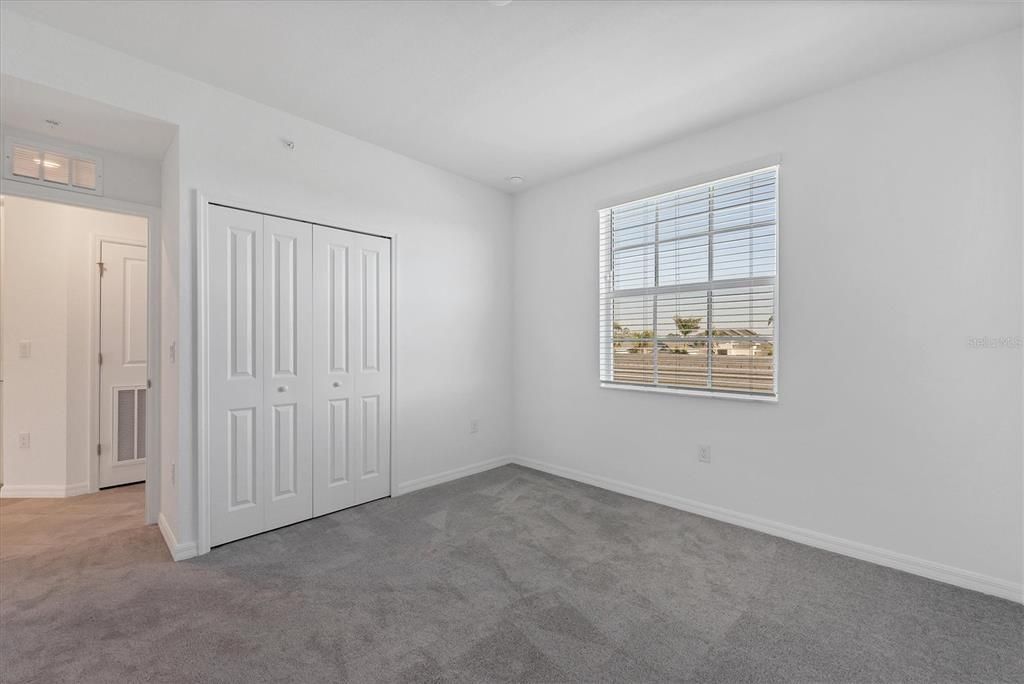 На продажу: $389,000 (3 спален, 2 ванн, 1301 Квадратных фут)