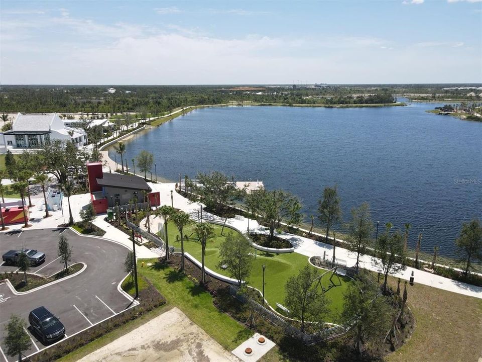 На продажу: $389,000 (3 спален, 2 ванн, 1301 Квадратных фут)