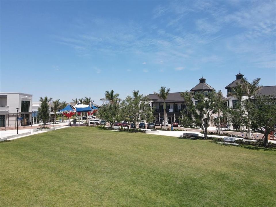 На продажу: $389,000 (3 спален, 2 ванн, 1301 Квадратных фут)