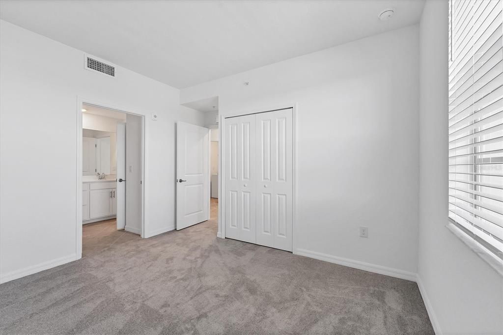 На продажу: $389,000 (3 спален, 2 ванн, 1301 Квадратных фут)