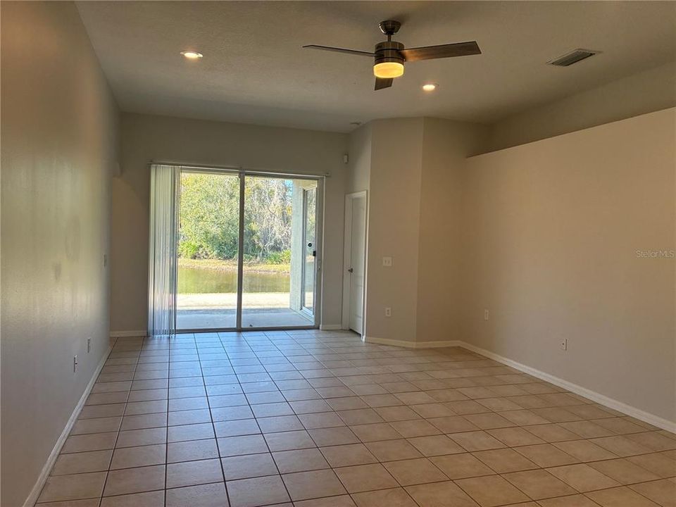 For Rent: $2,600 (4 beds, 2 baths, 2044 Square Feet)