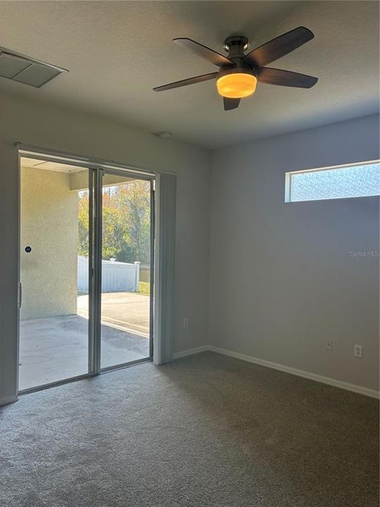 For Rent: $2,600 (4 beds, 2 baths, 2044 Square Feet)