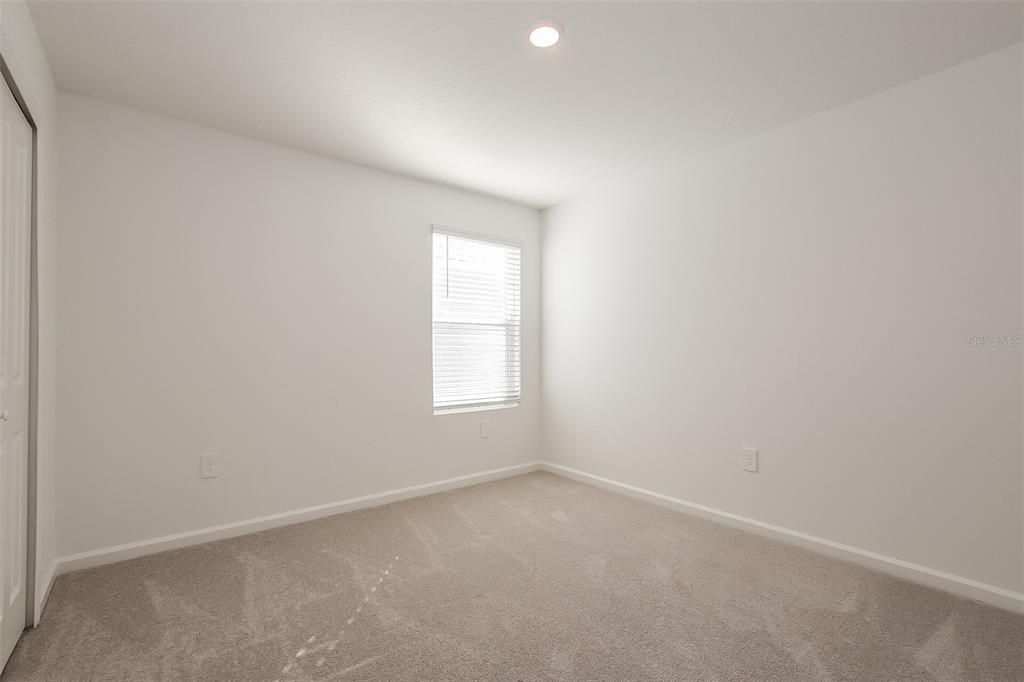 出租: $2,245 (5 贝兹, 2 浴室, 2326 平方英尺)