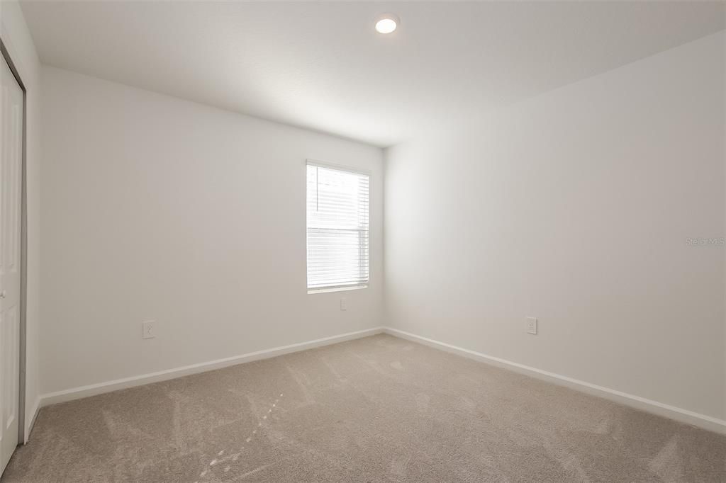 出租: $2,245 (5 贝兹, 2 浴室, 2326 平方英尺)