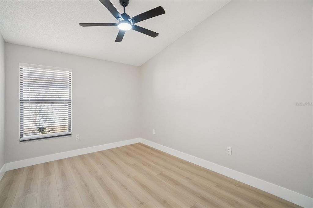 For Sale: $549,000 (4 beds, 2 baths, 1903 Square Feet)