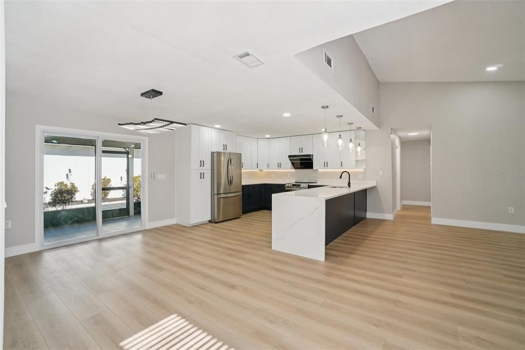 For Sale: $549,000 (4 beds, 2 baths, 1903 Square Feet)