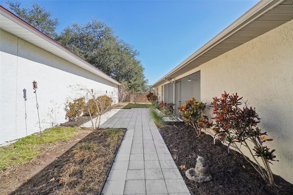 For Sale: $549,000 (4 beds, 2 baths, 1903 Square Feet)