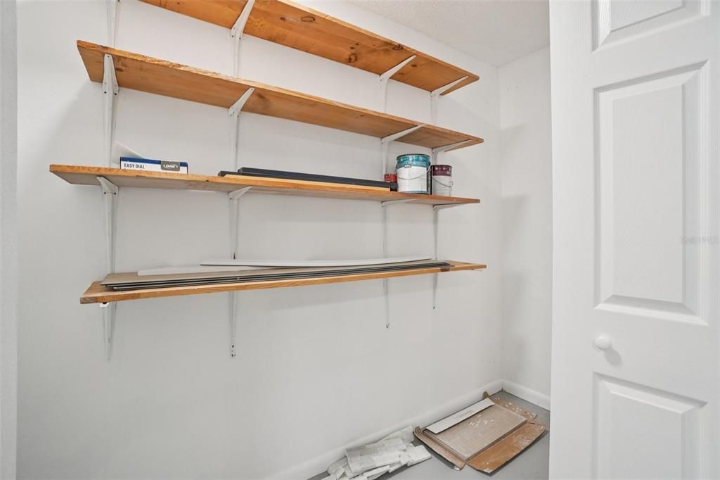 For Sale: $549,000 (4 beds, 2 baths, 1903 Square Feet)