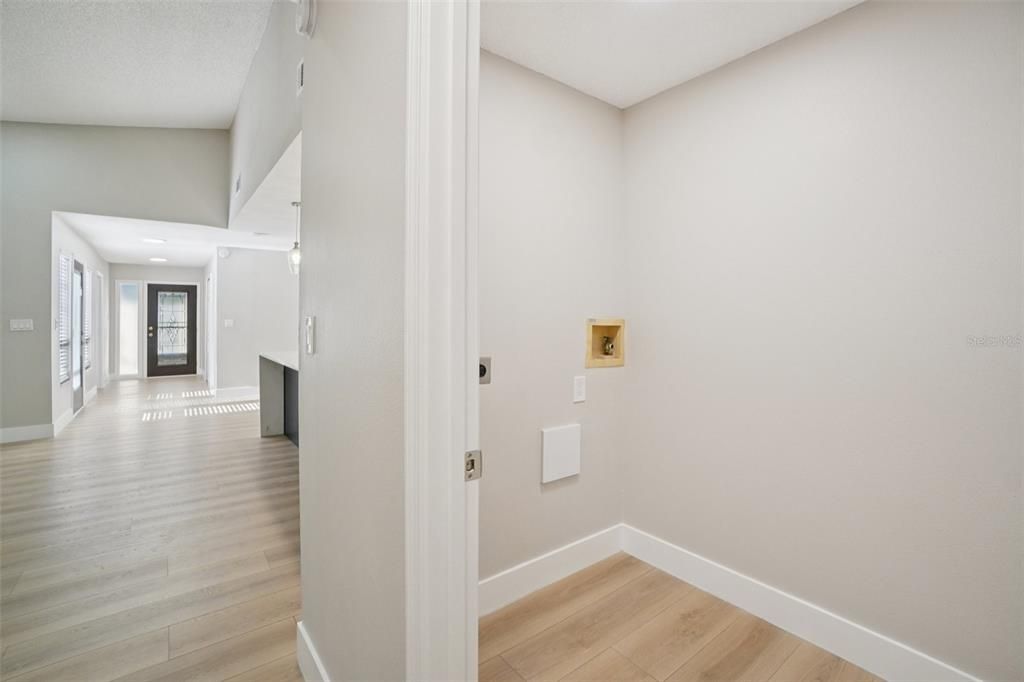 For Sale: $549,000 (4 beds, 2 baths, 1903 Square Feet)