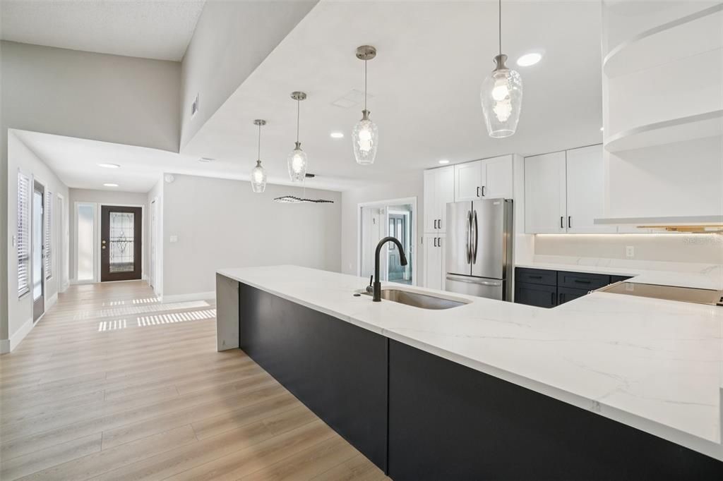 For Sale: $549,000 (4 beds, 2 baths, 1903 Square Feet)