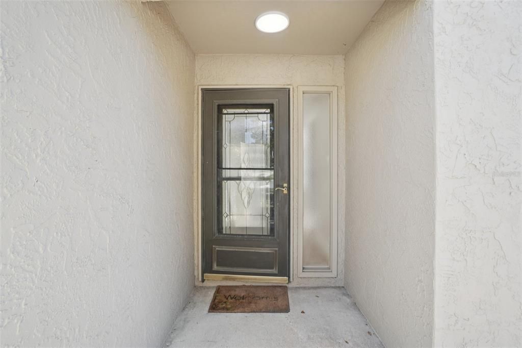 For Sale: $549,000 (4 beds, 2 baths, 1903 Square Feet)