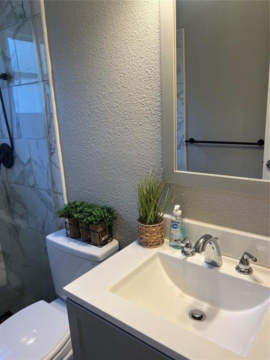 For Sale: $339,000 (3 beds, 2 baths, 1251 Square Feet)