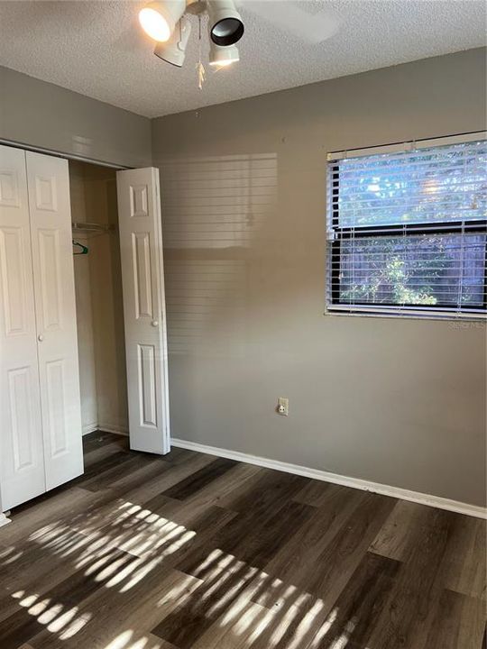 For Sale: $339,000 (3 beds, 2 baths, 1251 Square Feet)