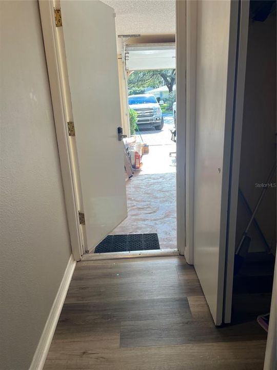 For Sale: $339,000 (3 beds, 2 baths, 1251 Square Feet)