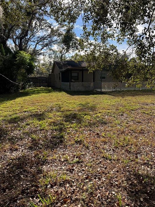 For Sale: $339,000 (3 beds, 2 baths, 1251 Square Feet)