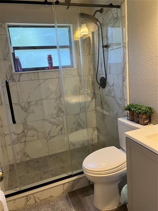 For Sale: $339,000 (3 beds, 2 baths, 1251 Square Feet)