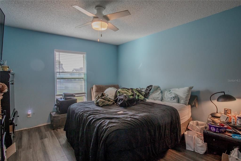 For Sale: $328,000 (3 beds, 2 baths, 1296 Square Feet)