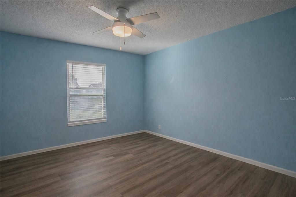 For Sale: $328,000 (3 beds, 2 baths, 1296 Square Feet)