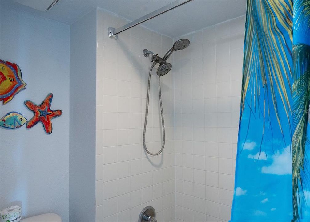 待售: $829,000 (2 贝兹, 2 浴室, 1140 平方英尺)