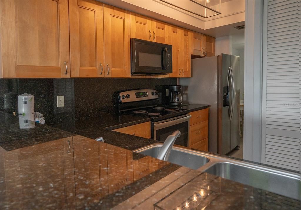 待售: $829,000 (2 贝兹, 2 浴室, 1140 平方英尺)