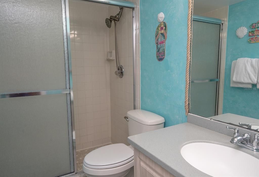 待售: $829,000 (2 贝兹, 2 浴室, 1140 平方英尺)