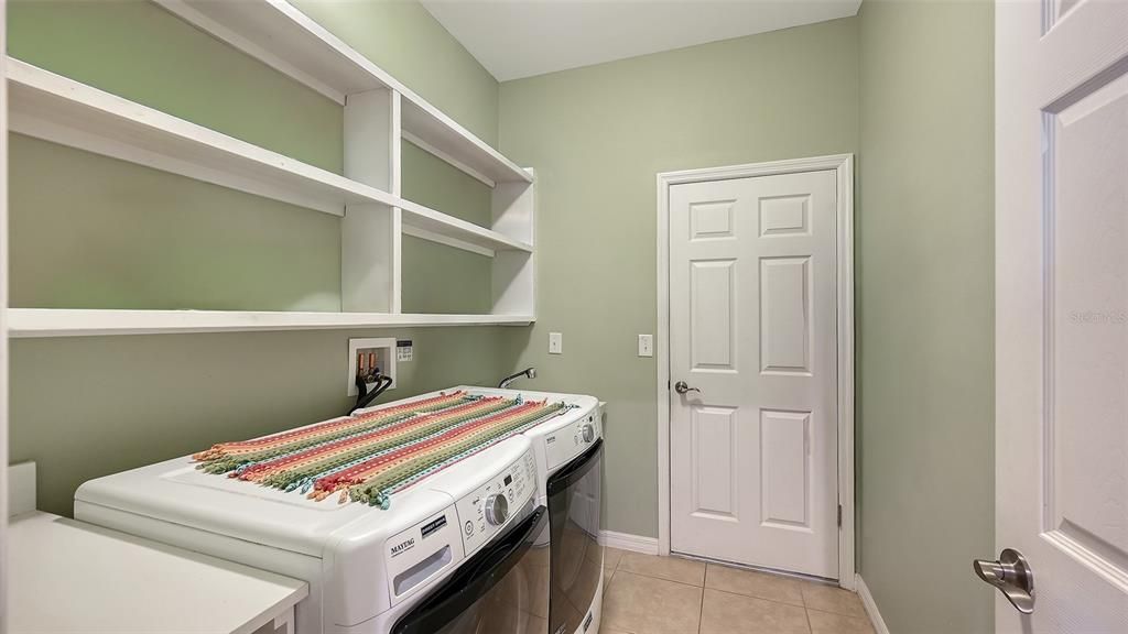 待售: $515,000 (4 贝兹, 3 浴室, 2436 平方英尺)