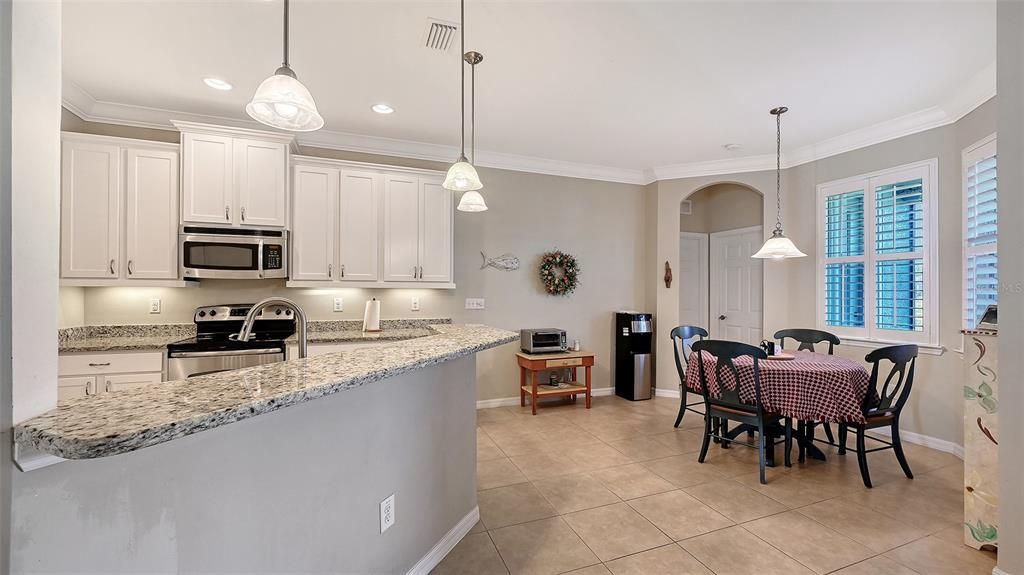 待售: $515,000 (4 贝兹, 3 浴室, 2436 平方英尺)