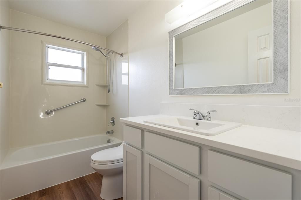 For Sale: $269,000 (4 beds, 3 baths, 1676 Square Feet)