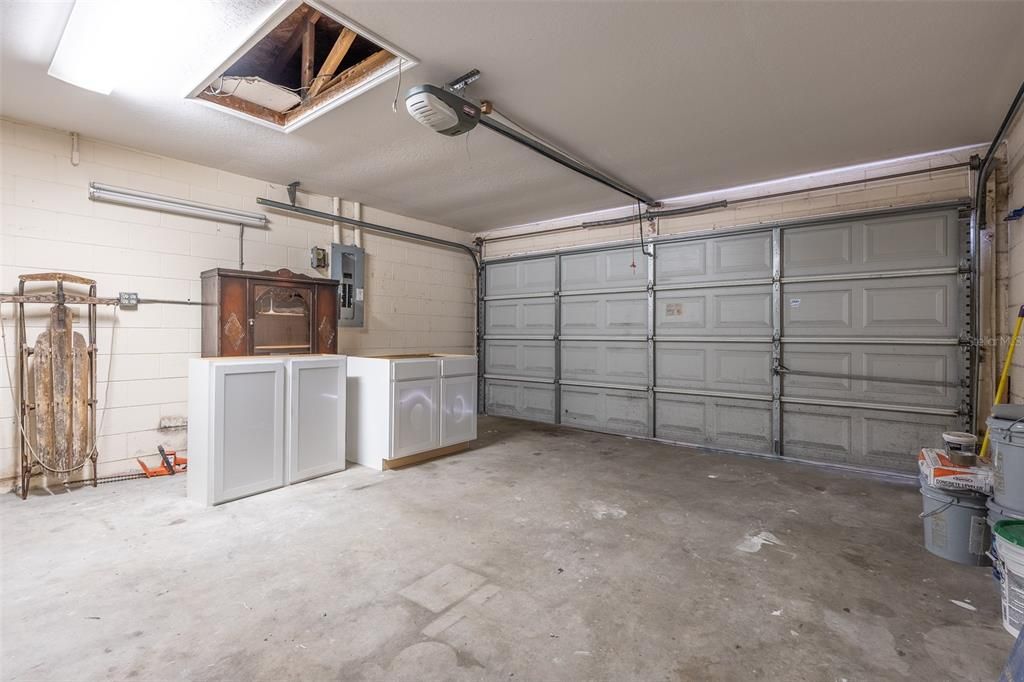 For Sale: $269,000 (4 beds, 3 baths, 1676 Square Feet)