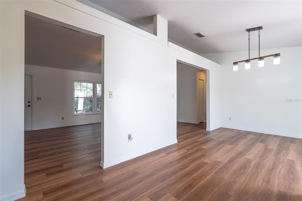 For Sale: $269,000 (4 beds, 3 baths, 1676 Square Feet)