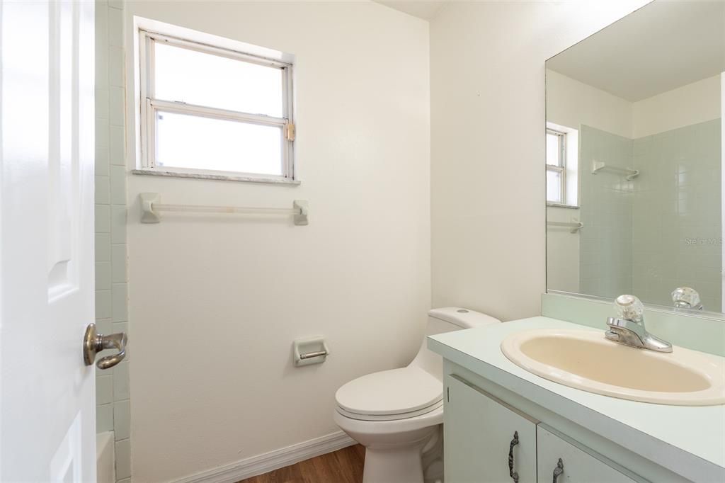 For Sale: $269,000 (4 beds, 3 baths, 1676 Square Feet)